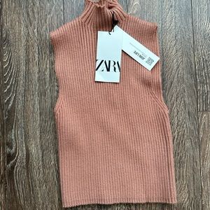 Zara Knit Sleeveless Crop Top